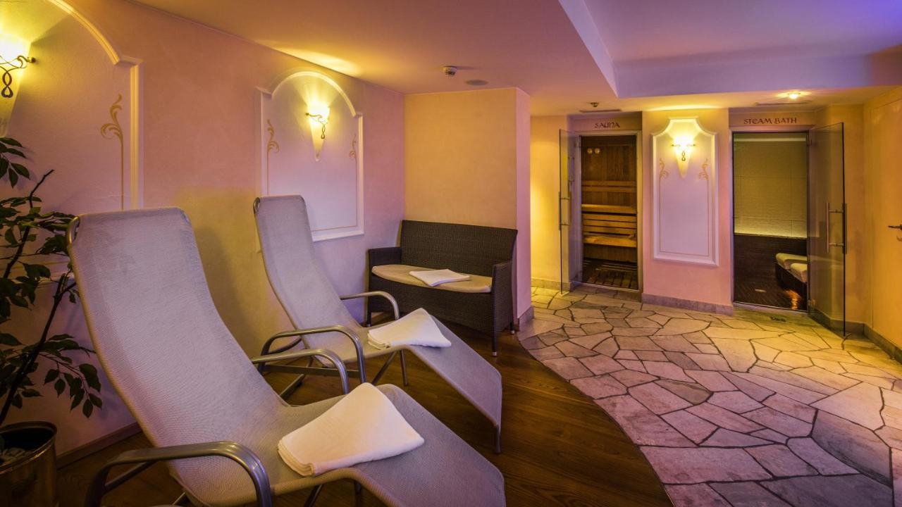 Comfort Two Connecting Rooms